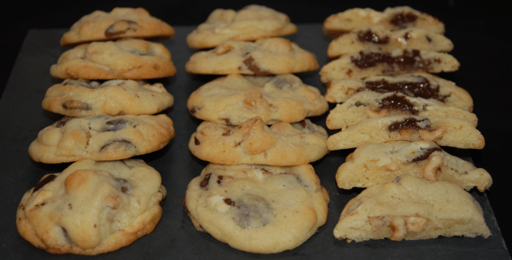 Cookies ultra-moelleux aux trois chocolats Cookies ultra-moelleux aux trois chocolats